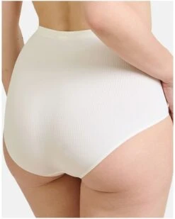 Culotte Haute Sculptante Sans Complexe Ariane Essential (Ivoire) -Lingerie Belle culotte haute sculptante sans complexe ariane essential ivoire 2