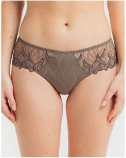 Shorty Louisa Bracq Julia (Bronze)