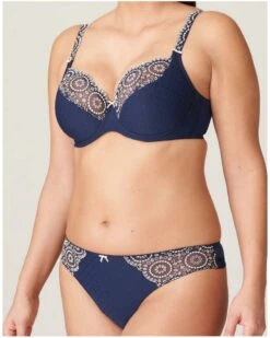 Soutien-gorge Balconnet Coupe Tulipe Prima Donna Osino (Bleu Saphire) 10 Soutien-gorge Balconnet Coupe Tulipe Prima Donna Osino (Bleu Saphire) -Lingerie Belle soutien gorge balconnet coupe tulipe prima donna osino bleu saphire 3